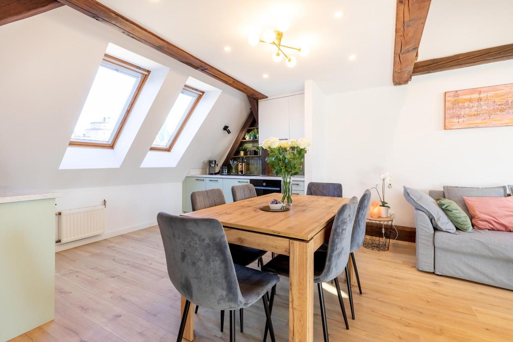 Apartment With Entresol Old Town Krakau Buitenkant foto