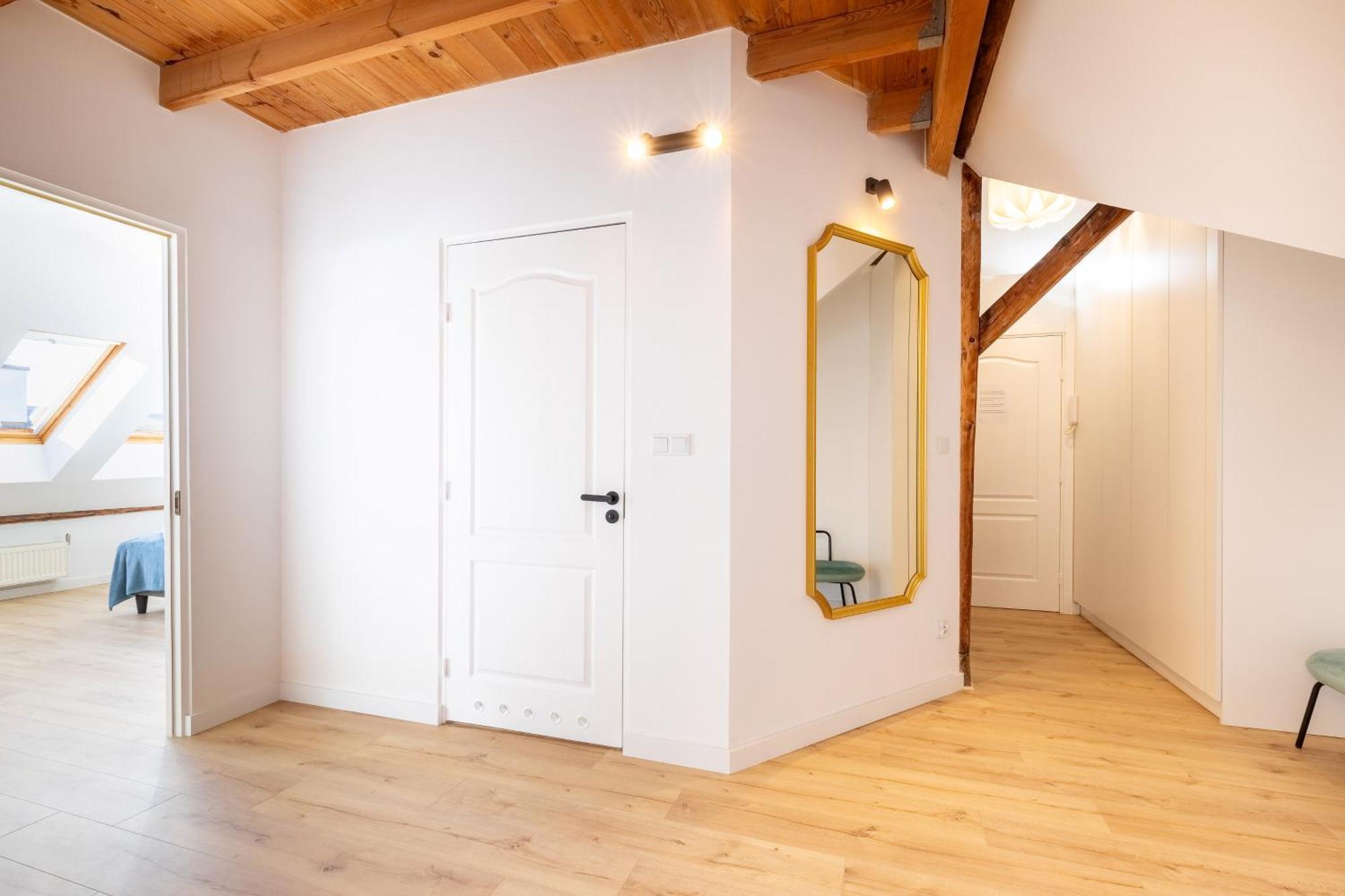 Apartment With Entresol Old Town Krakau Buitenkant foto